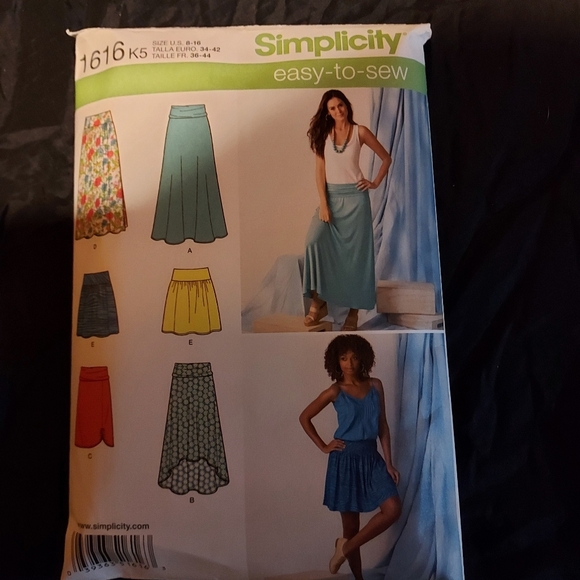 Simplicity Skirt Pattern - Picture 3 of 8